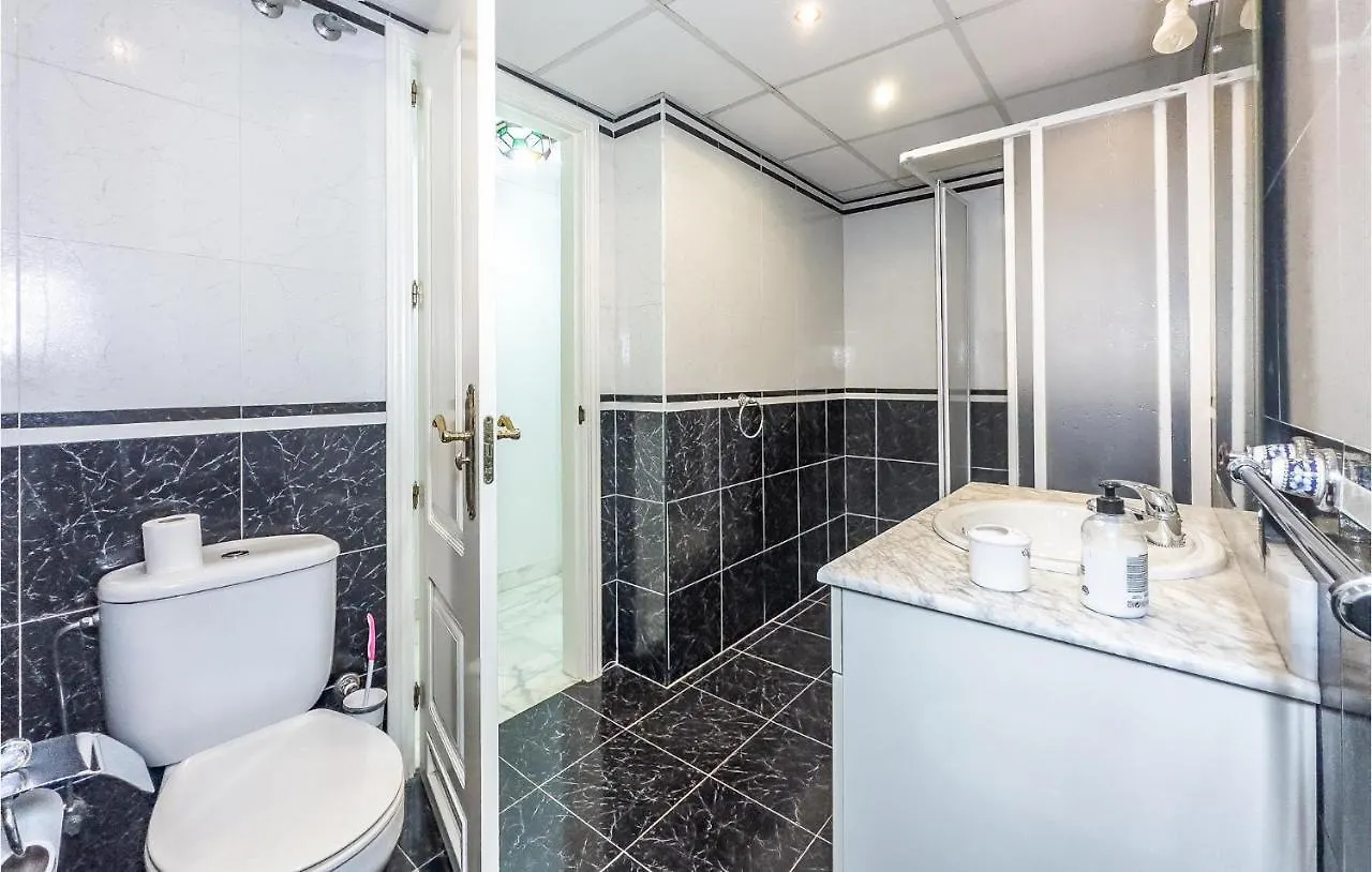 Stunning Apartment In Fuengirola Spain